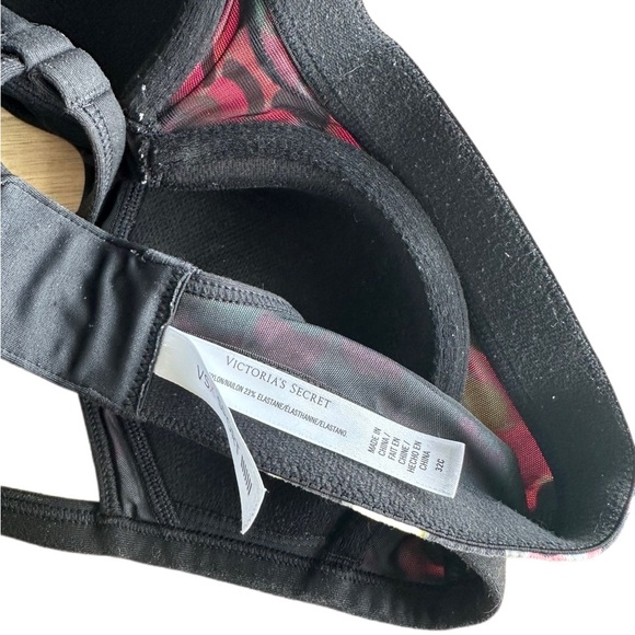 Lululemon Free to Be and VS Sports Bras bundle - Picture 6 of 6